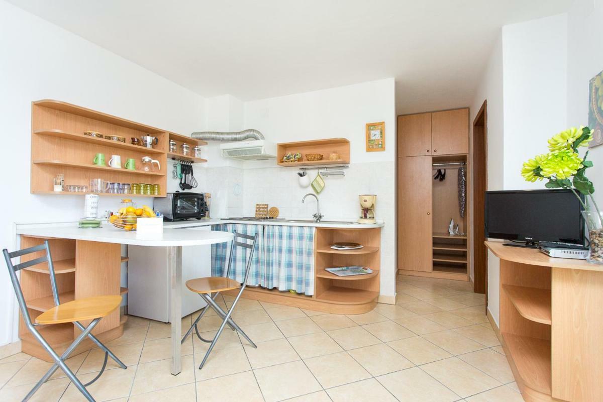 1-Bedroom Apartment With Loggia In Punat Island Krk Kültér fotó