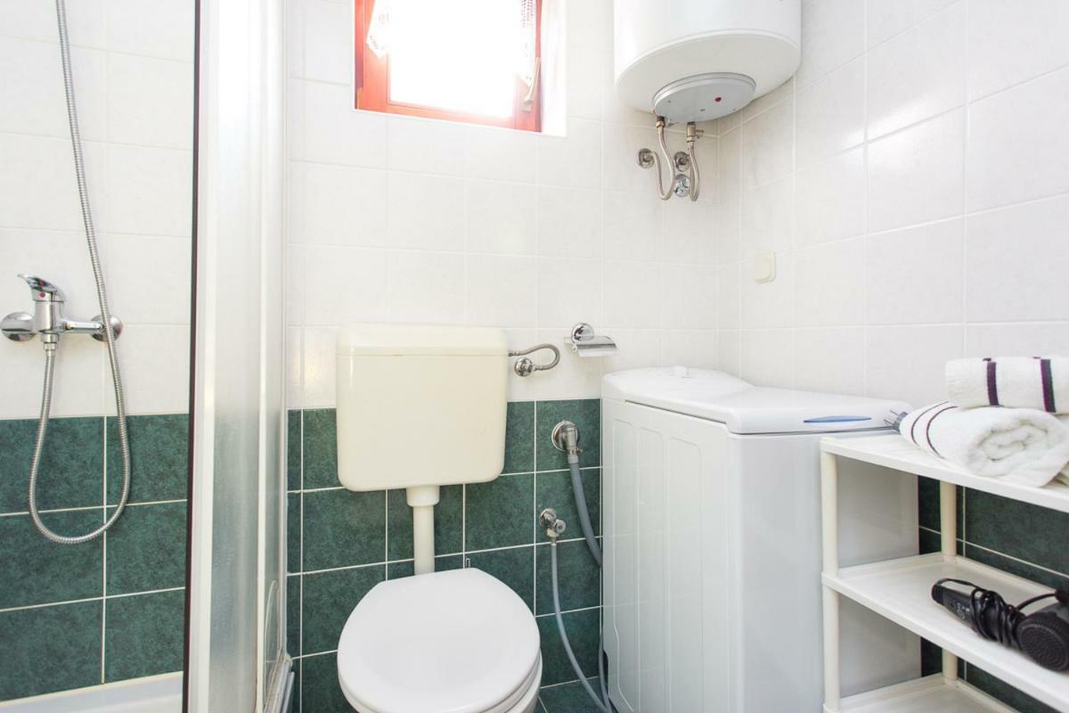 1-Bedroom Apartment With Loggia In Punat Island Krk Kültér fotó